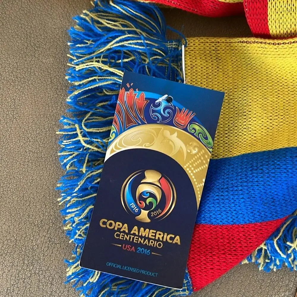 Ecuador  Copa America Centenario Scarf USA 2016  Soccer Collectibles Yellow Blue